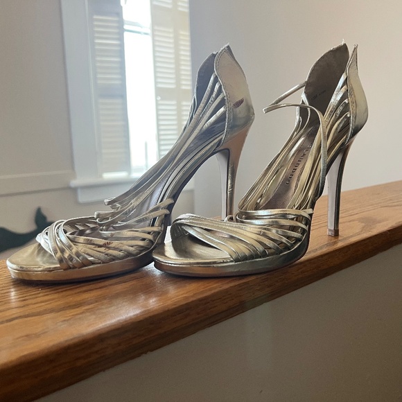 Chinese Laundry Heels - Picture 1 of 1